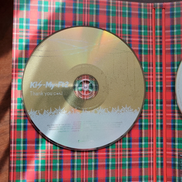 Kis-My-Ft2 - Thank youじゃん! (Thank you jan!) single with music video DVD - Picture 3 of 5